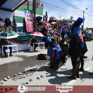 DESFILE DE MORENOS